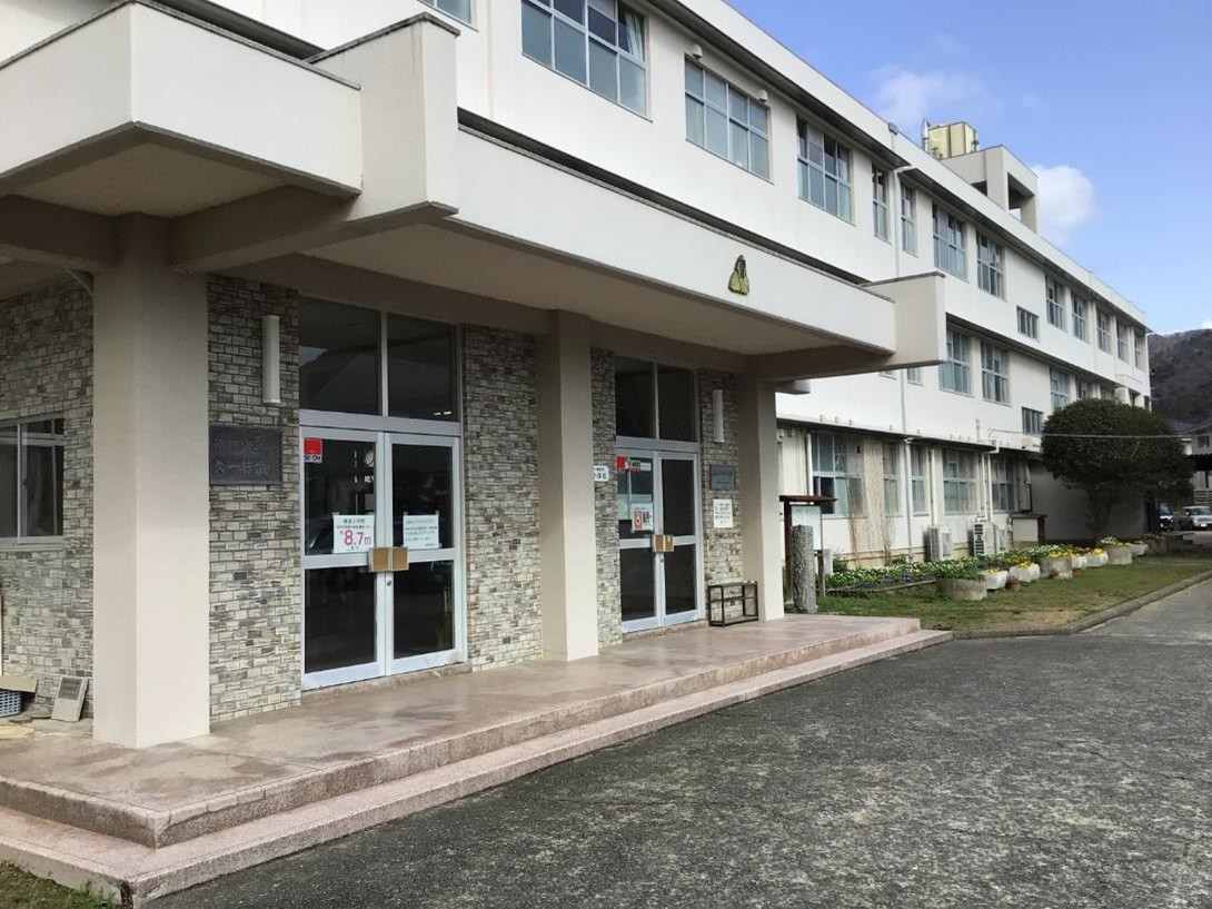 椿東小校舎